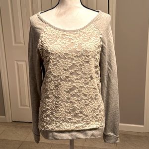 VTG deb Lace Sweatshirt
